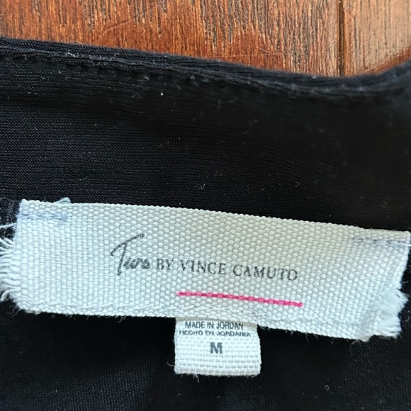 Vince Camuto Women’s Black 3/4 Sleeve V-Neck Comfort Stretch Relaxed Blouse M - Picture 8 of 12